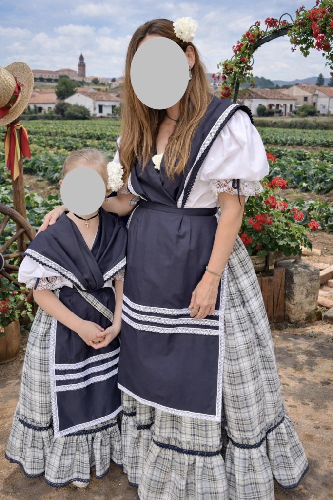 Foto de zagalejos madre e hija